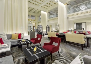 Romantic Couple Room in the Heart of Boston Theater District, Pets Are Allowed in Boston