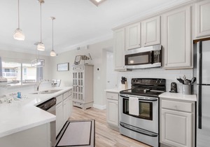 Snowbird Special Jan Feb! 🌊Canal View~pools~Walk2Beach~2BR Sandpiper Cove 4114 in Destin