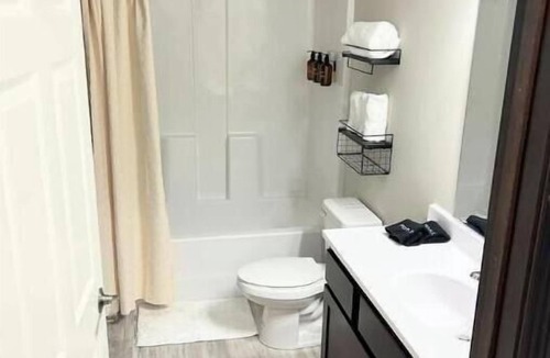 Rosemount Apartment | 102 - New, Modern & Comfortable 1 Bedroom Apt