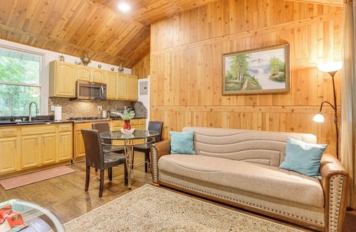 Mongaup Valley Cabin | 6 Mi to Bethel Woods Center: Cabin Near Shops
