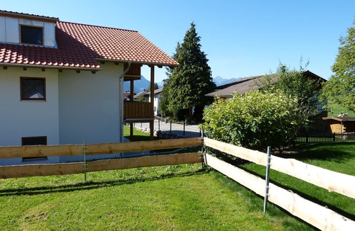 Berghof Apartment | Apartment Hipp No. 1 - 84m² on the ground floor with terrace and mountain view in a top location