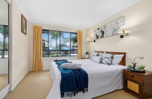 Noosaville Resort | Gorgeous 1 Bed Apartment in Luxurious Noosa Resort