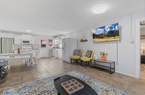 Fort Valley House | Harmony Guest Home