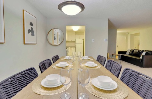 Crystal City Apartment | Modern Apt – Steps from Metro