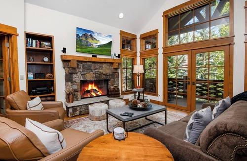 Avon House | Roomy, Luxurious Ski-In/Ski-Out w/Views, Hot Tub! Bachelor Gulch, Beaver Creek