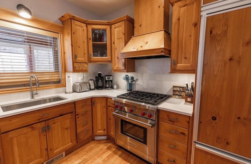 East Kootenay Ski Chalet | The Stemwinder Chalet by Simply Kimberley