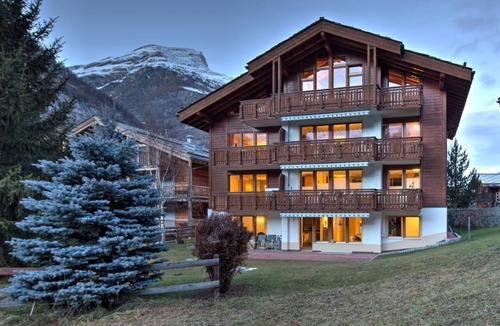 Zermatt Ski Chalet | Top apartment Breithorn (SkiIn/SkiOut)