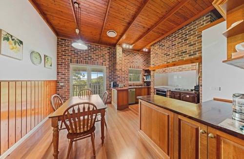 Witta House | Valley View Retreat Private 36 Acre Hinterland Escape