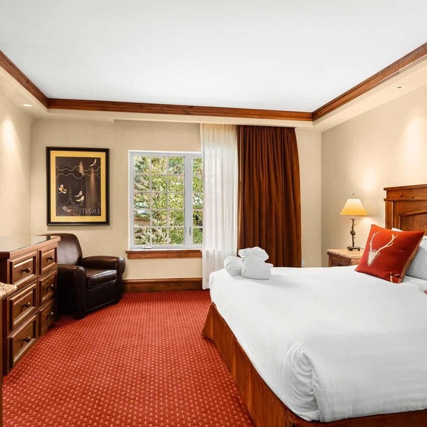 Mountain Escape | King Bed Village View Unit | Near Vail Ski Slopes in Vail