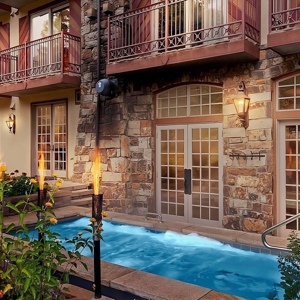 Vail Getaway | 2 Units | Near Hanson Ranch Trails in Vail