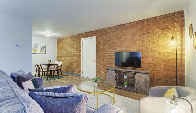 2 Bedroom First Floor with Parking | Hall of Fame & North Canton in North Canton