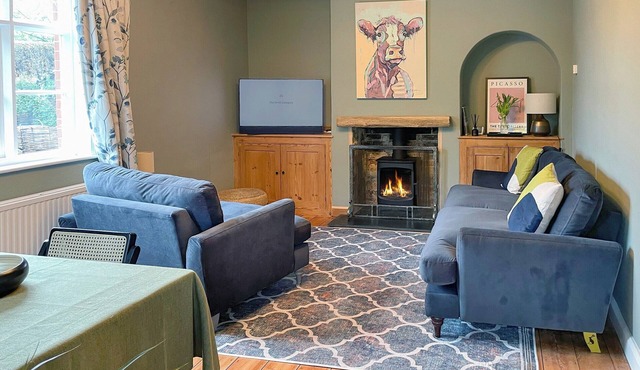 3 bedroom accommodation in Homersfield, near Southwold in Harleston
