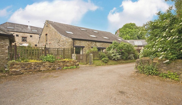 4 bedroom accommodation in East Allington, near Totnes in Chillington