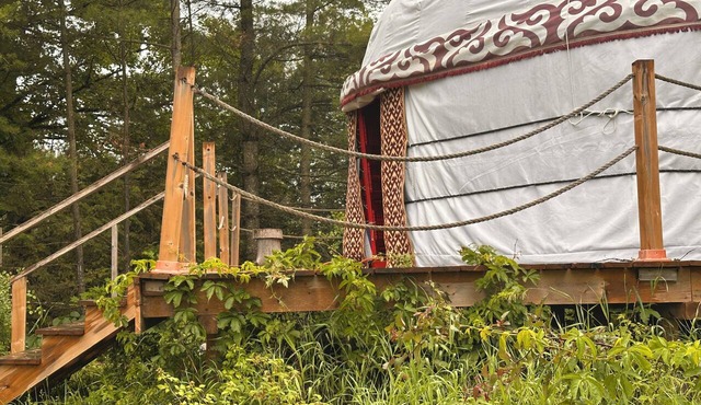 A Nomadic Escape Inspired by the Silk Road in Mississippi Mills