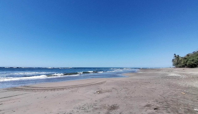 Amazing beach front independet house in Venado