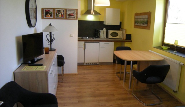 Apartment 'Bungalow 47 basement' with Private Terrace and free Wi-Fi in Dipperz
