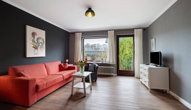 Apartment 'Ostseeblick Fewo 6' with Private Terrace, Balcony and Wi-Fi in Kronsgaard