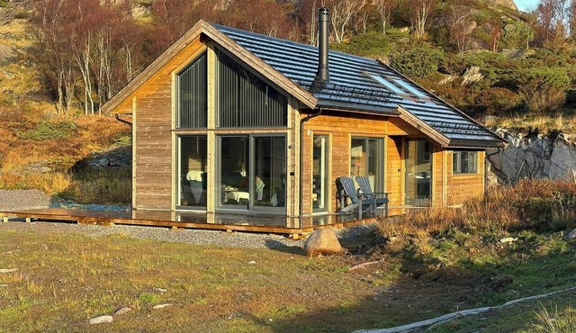 Architect-designed cabin by Sæstadvannet in Egersund