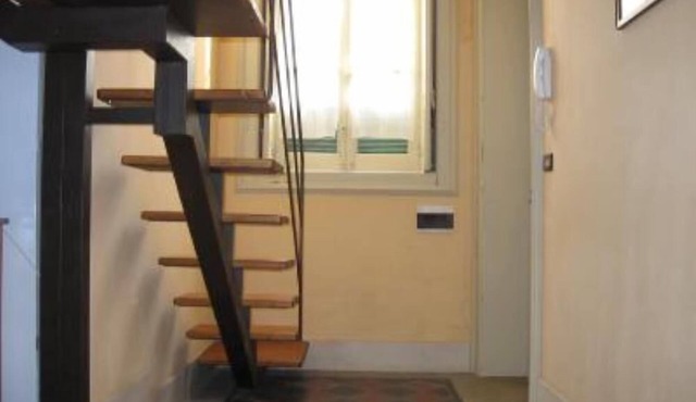 At the gates of Ortigia, apartment in historic building in Siracusa
