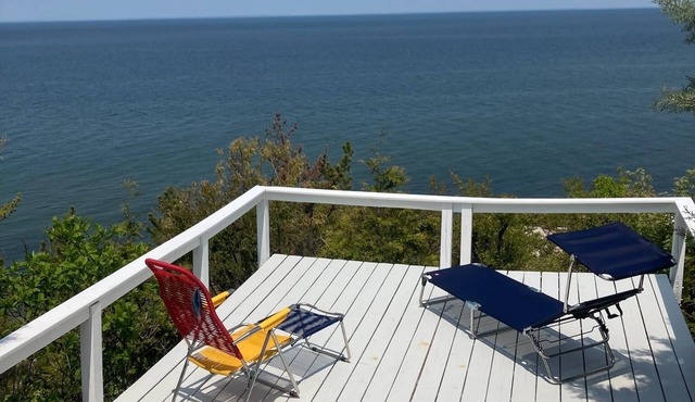 Beach front house with amazing sea views and its own private beach in Riverhead