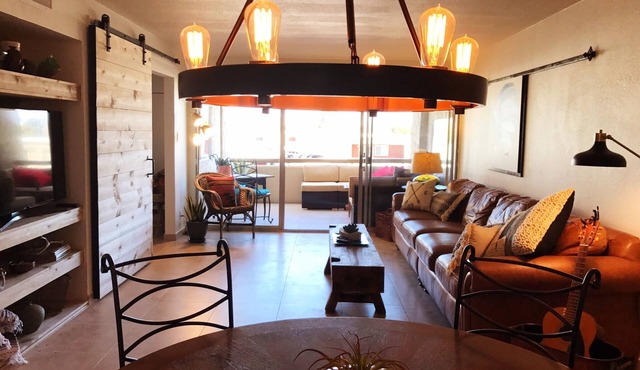 Best Pool in the Area!- Walk to Everything Old Town! -2 Private Master Suites in Scottsdale
