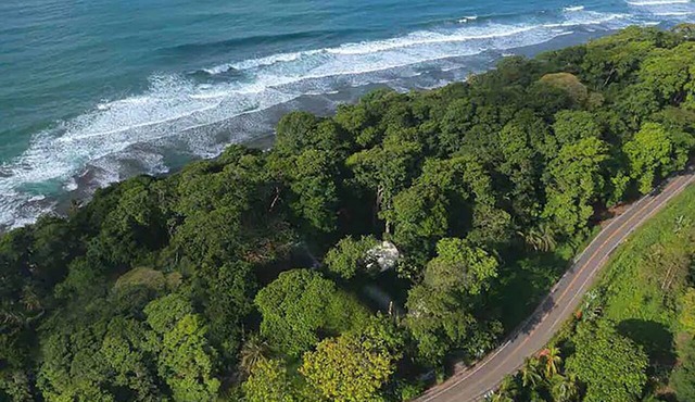 CasaBlanca | Oceanfront in Puerto Viejo in Old Port