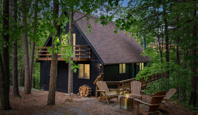Chalet Malm | Fire pit | Close to Bryce Resort in Basye