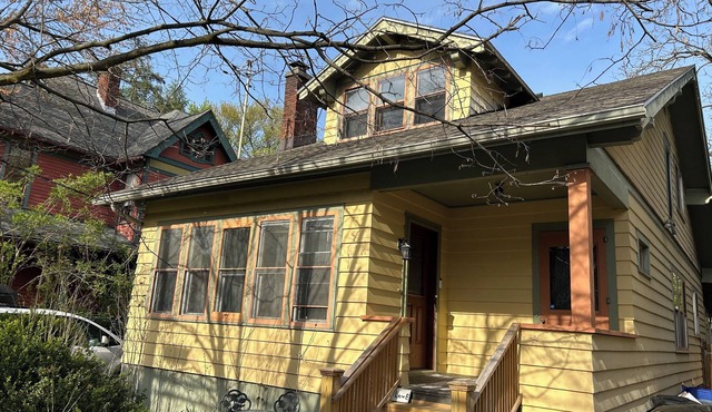 Conveniently Located Family Home in Downtown Ithaca in Ithaca