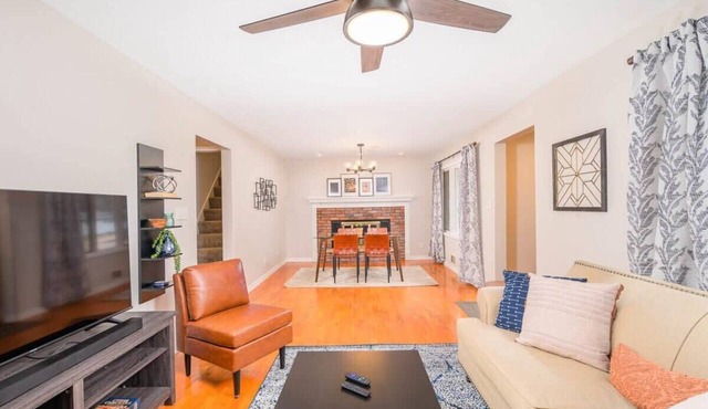 𝐂𝐨𝐭𝐭𝐚𝐠𝐞 𝐨𝐧 𝐊𝐞𝐫𝐧𝐚𝐧 - Sleeps 5 in Appleton