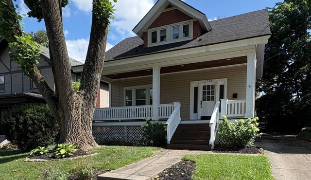 Cozy & Convenient Oakley Home | Cincinnati in Cincinnati