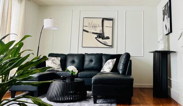 Cozy Full Private House on the Main Floor in Prime Location in Thunder Bay