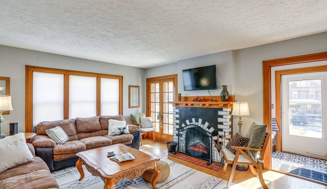 Cozy Tiffin House w/Private Pool: 1 Mi to Town! in Tiffin