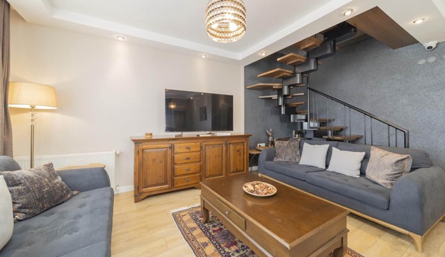 Duplex with Balcony 7 min to Konyaalti Beach in Antalya