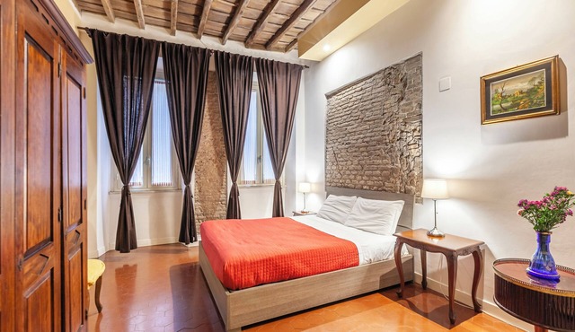 Elegant Apartment in Trastevere – Historic Center, A/C, Wi-Fi & Netflix in Rome