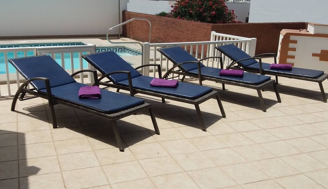 "Excellent Relaxing and peaceful". Villa with Private Solar heated Pool in Playa Blanca