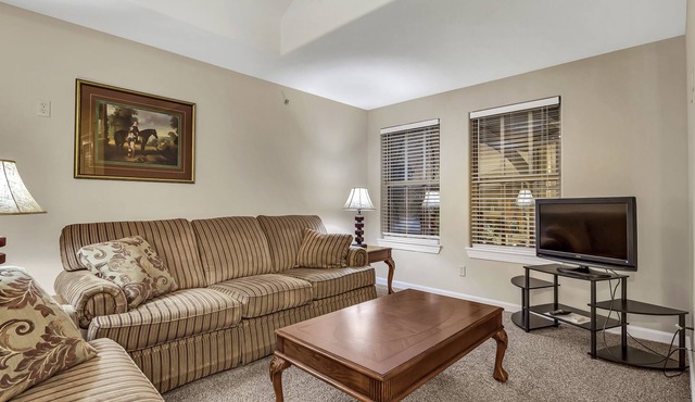 Experience True Peace at this Quaint Condo located at Morningside Resort! in Blue Eye