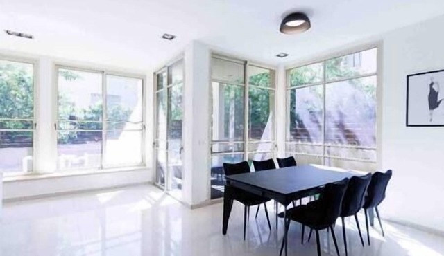 Five Stars Villa09 in Hod Hasharon