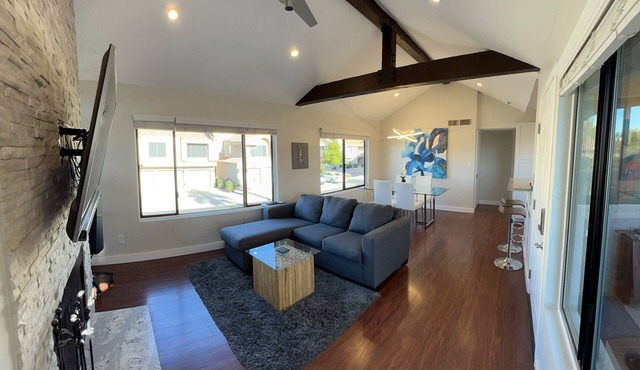 Furnished 1 Br 1 Bth/Renovated/Gated/N. Scottsdale in Scottsdale