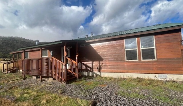 Great Space for Relaxing, Roomy House. Trailer Parking Plentiful, 3 Acres in South Fork