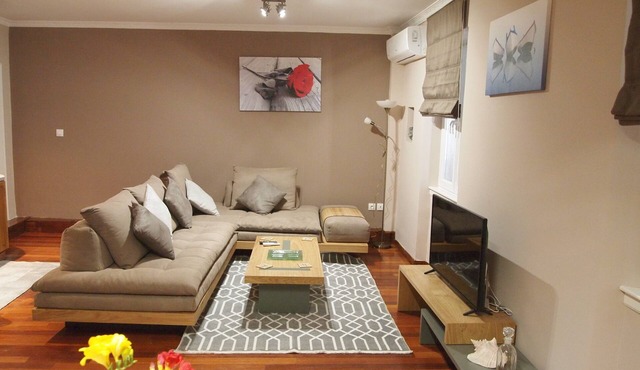 Ideally Situated Corfu Old Town Apartment in Corfu