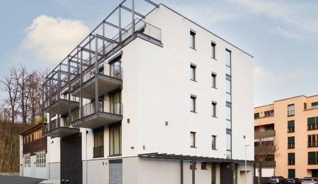 Livisit Bergpartment 23 - Doppelbettzimmer 27 qm - mit Südbalkon in Stuttgart