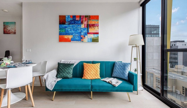 Luxury Living in Heart of South Yarra near Jam Factory, Prahran Market Chapel St in South Yarra