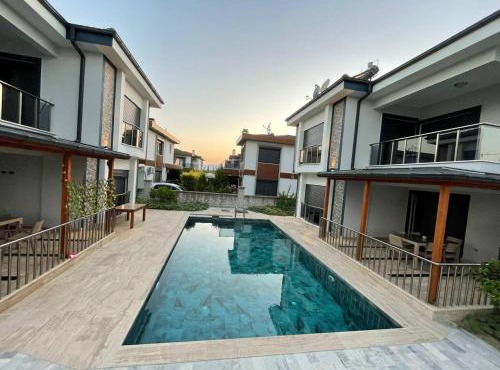 Master Vi in Dalaman