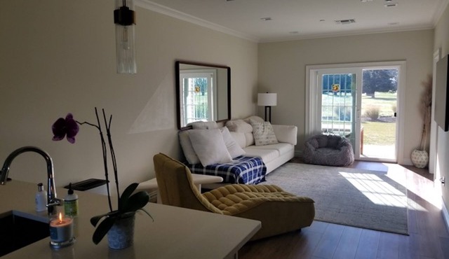 Northfork Long Island, 2 bdrm/2bath, Gorgeous Condo right on Private Golf Course in Baiting Hollow