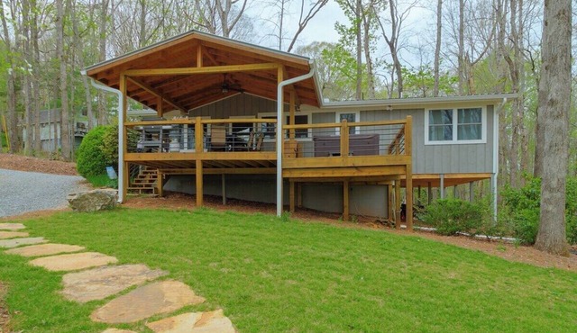 Overlook at Lake Burton - Beautiful views of Lake in Clarkesville