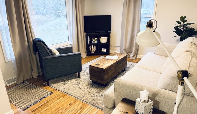 Peaceful Views- 2BR Main Level Living w/Recliner and Adjustable Bed in Rochester