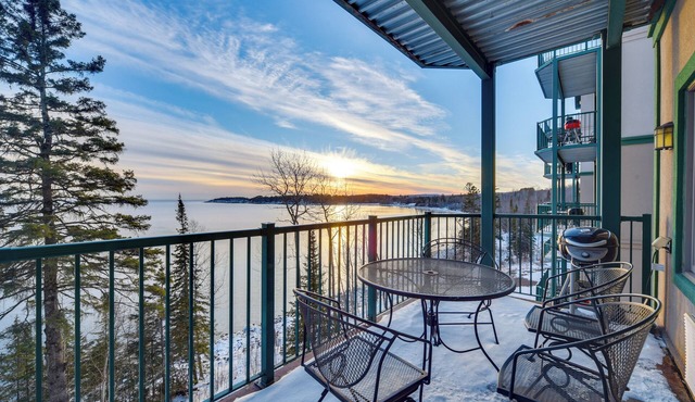 Pool Access: North Shore Gem Near Beaches & Trails in Two Harbors
