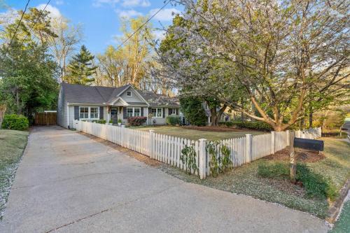 Private Compound in Decatur in Decatur