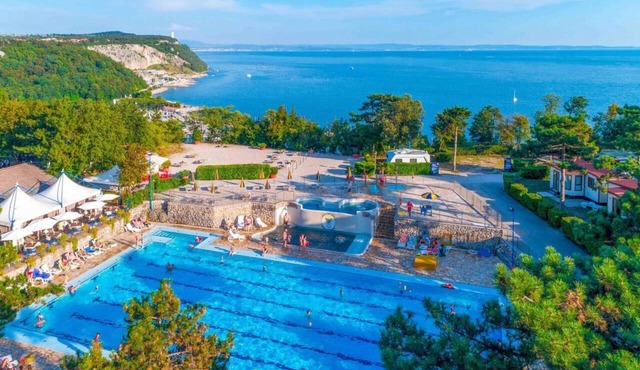 Residence Mare Azzurro Apartment Carso for 6 persons in Duino Aurisina