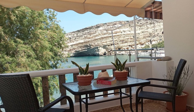 Seaside Nicola's Studio in Matala
